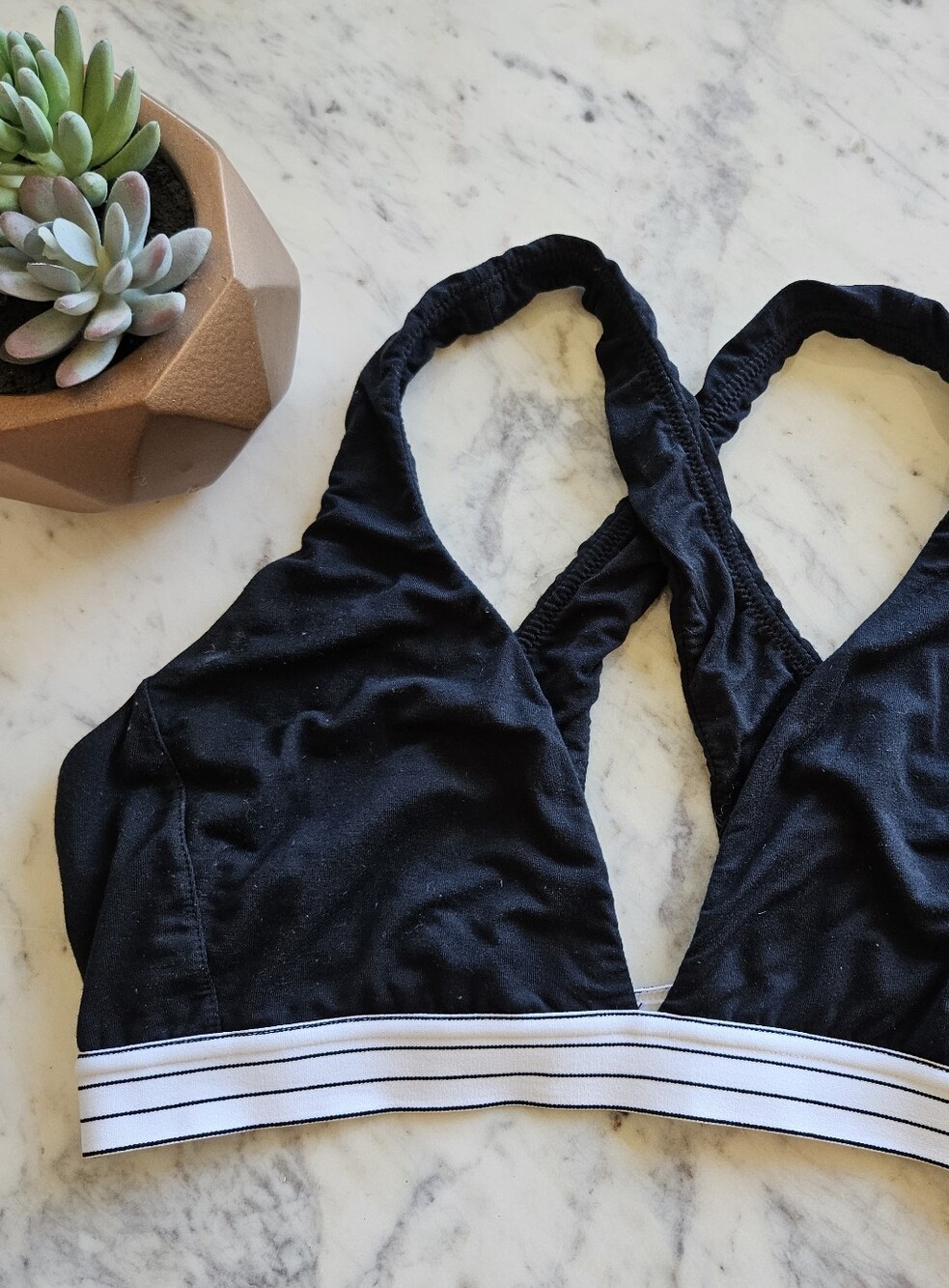 Lively Cross Back Bralette Black Large